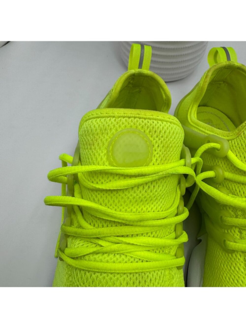 Nike Air Presto 878068-700 Athletic Sneaker Women's 10 Green Mesh Tennis Ball - Picture 3 of 16